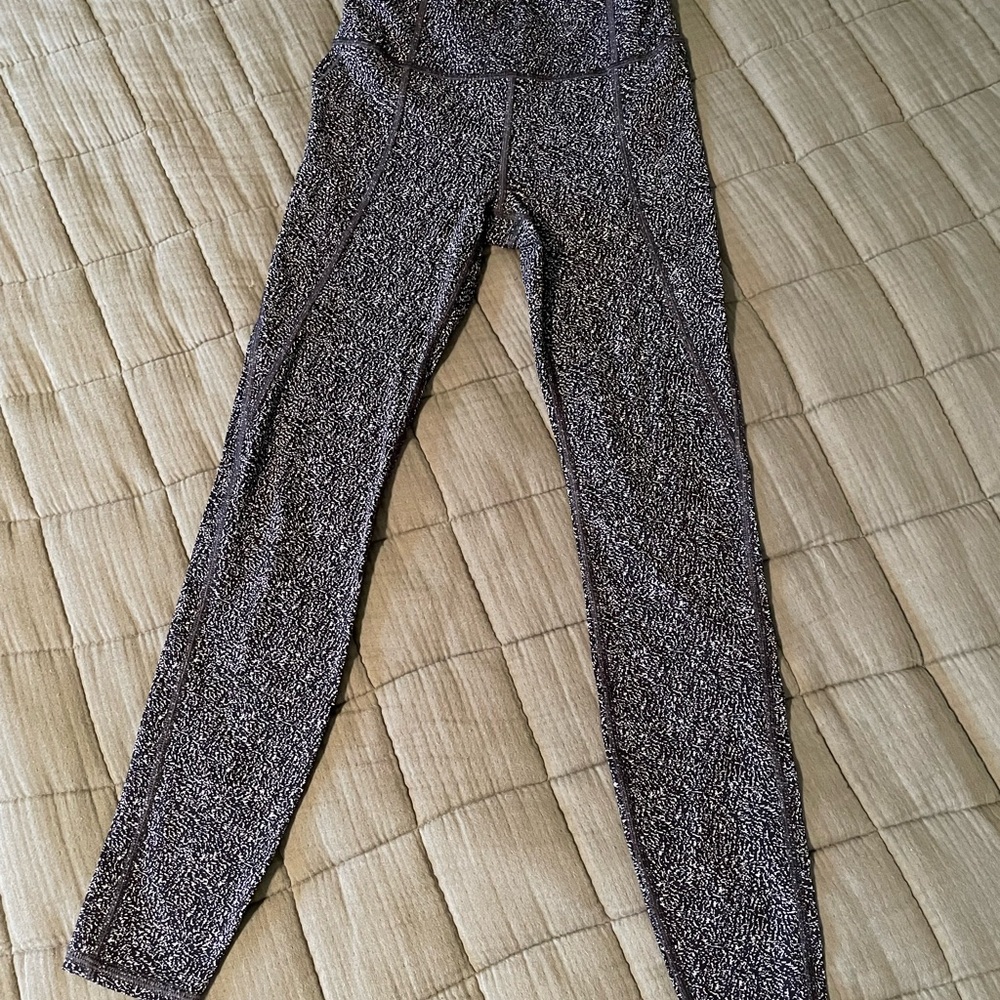 Athleta XS 7/8 length Leggings